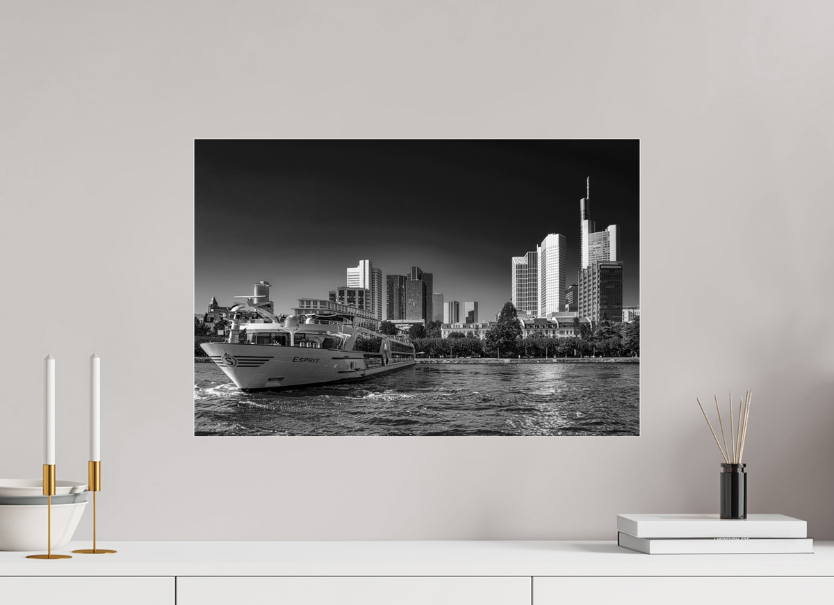 60 x 40 cm, Photo Print Under Acrylic Glass Skyline mit Schiff