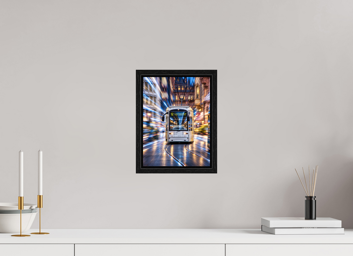 21 x 28 cm, Floater Frame Tram in Frankfurt