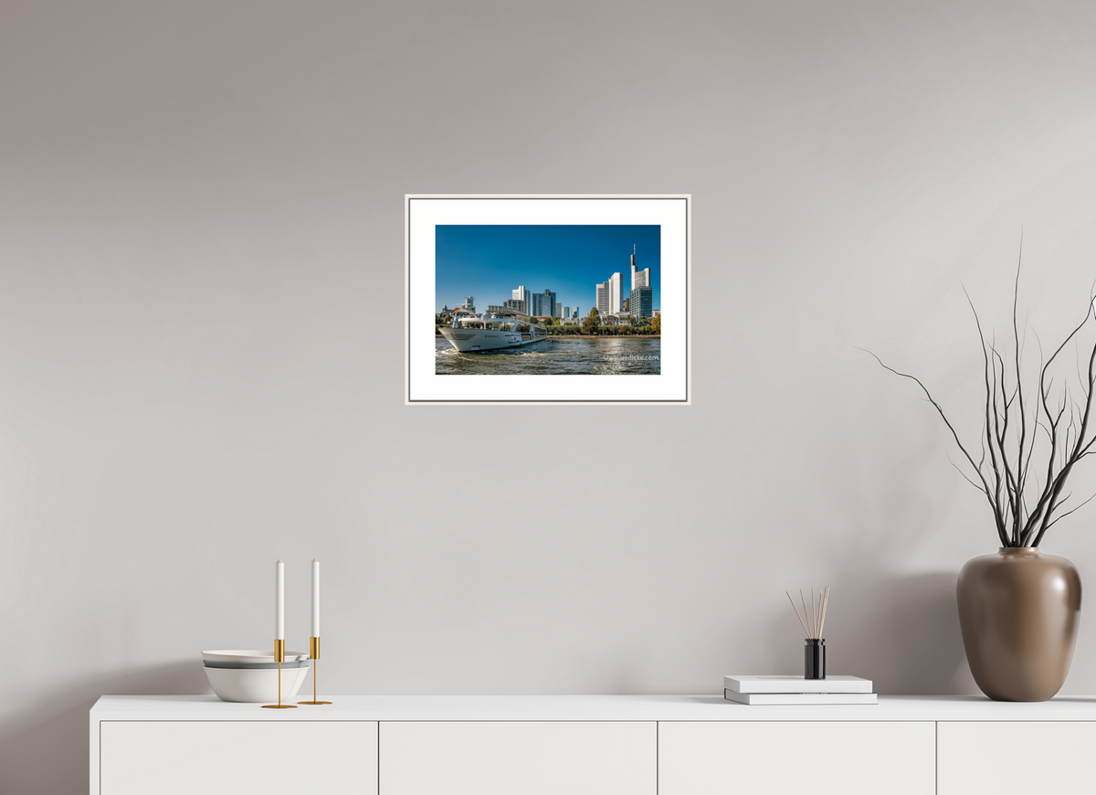 45 x 30 cm, Elegant Skyline mit Schiff