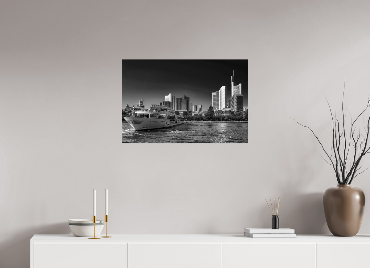 75 x 50 cm, Photo Print Under Acrylic Glass Skyline mit Schiff