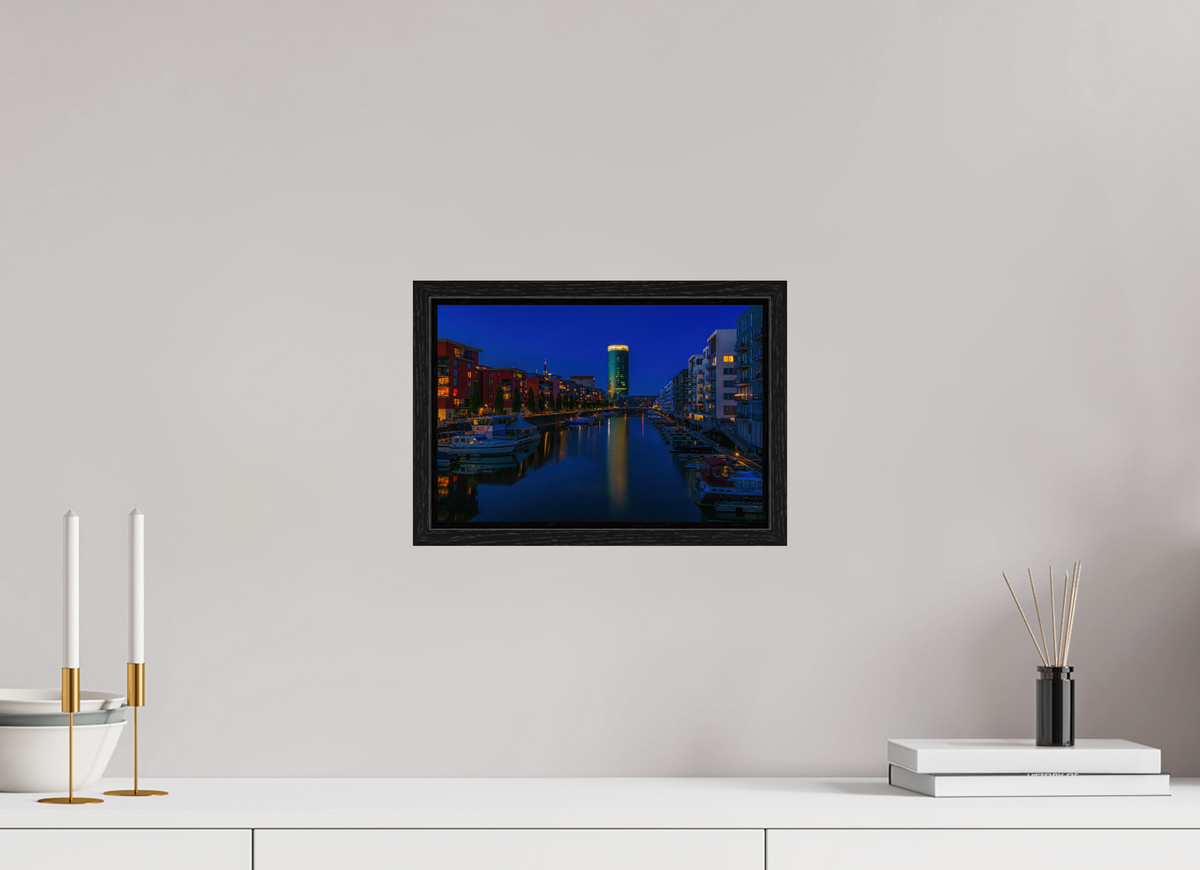 30 x 20 cm, Floater Frame Westhafen Frankfurt Webshop