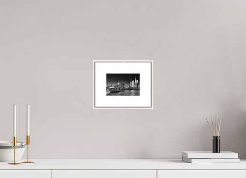 15 x 10 cm, Elegant Skyline mit Schiff
