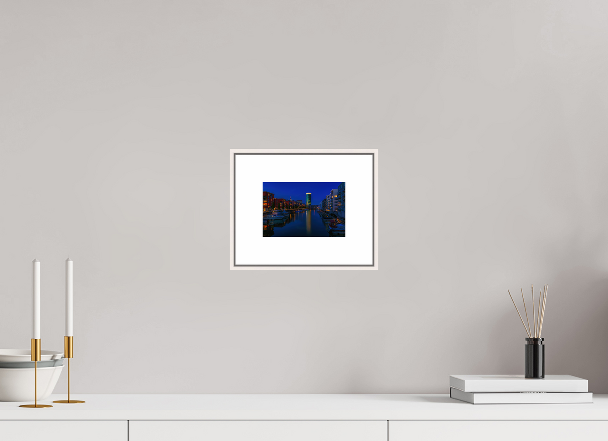 15 x 10 cm, Elegant Westhafen Frankfurt Webshop