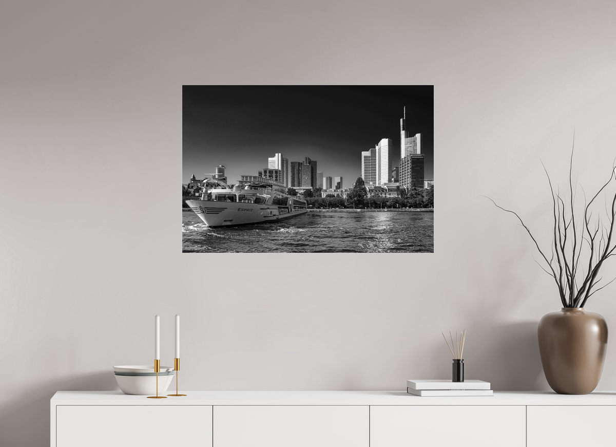 90 x 60 cm, Photo Print Under Acrylic Glass Skyline mit Schiff