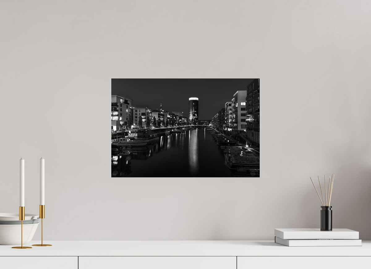 45 x 30 cm, Photo Print Under Acrylic Glass Westhafen Frankfurt in Schwarz-Weiß