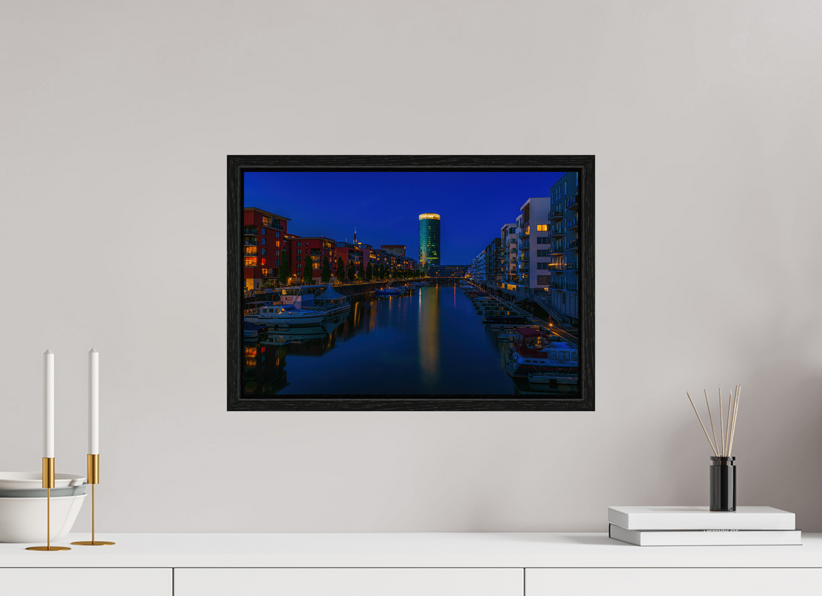 45 x 30 cm, Floater Frame Westhafen Frankfurt Webshop