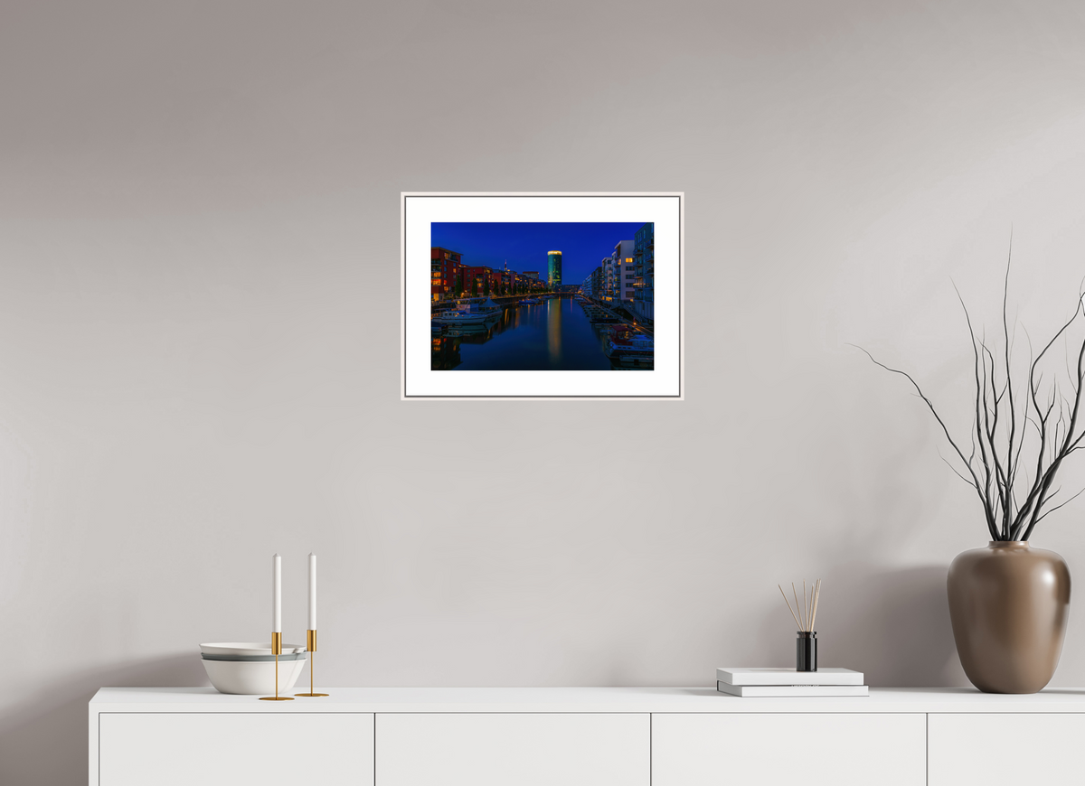 45 x 30 cm, Elegant Westhafen Frankfurt Webshop