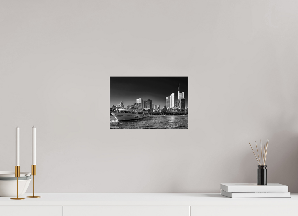 30 x 20 cm, Photo Print On Fuji Crystal DP II Skyline mit Schiff