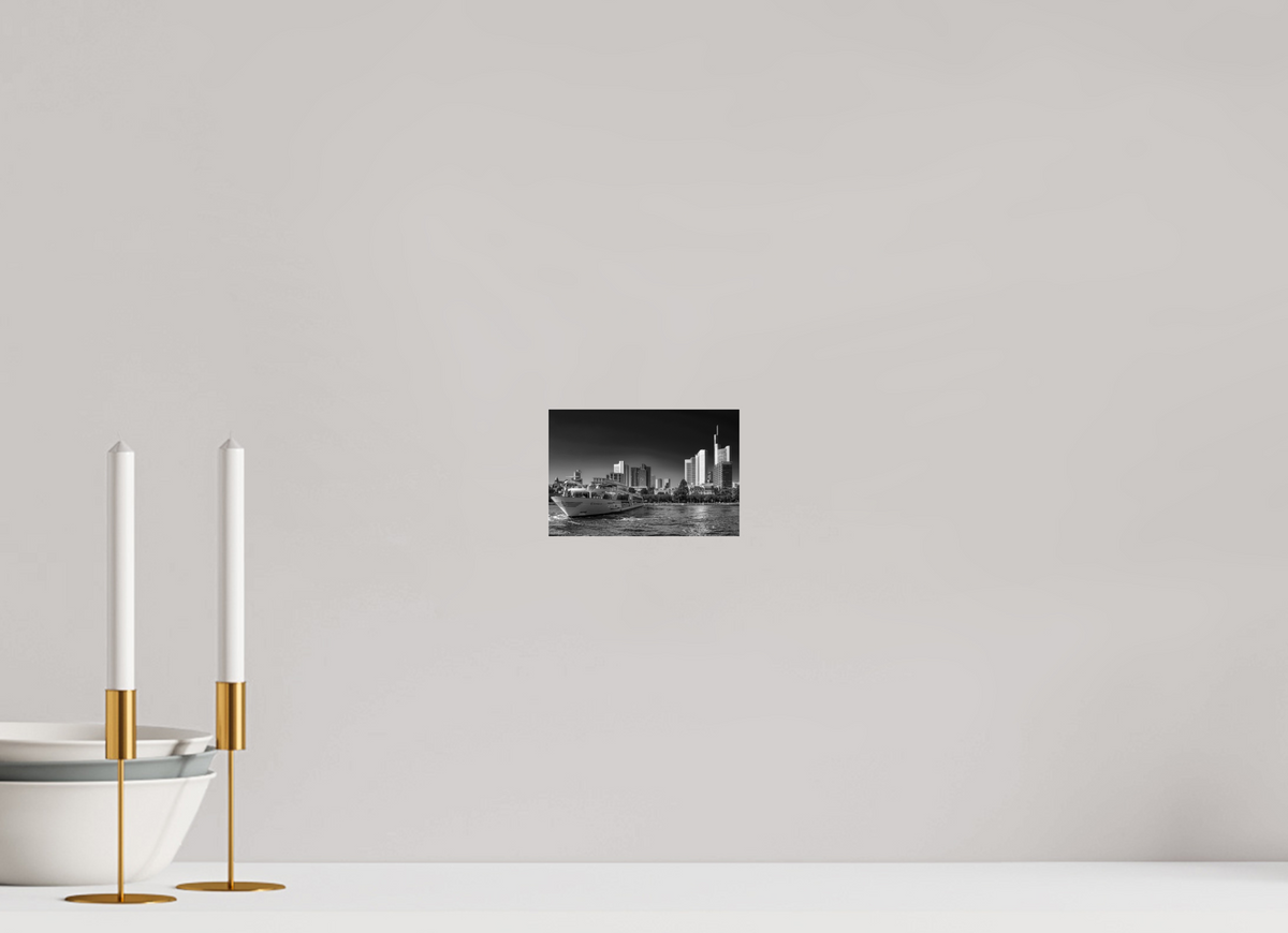 15 x 10 cm, Photo Print Under Acrylic Glass Skyline mit Schiff